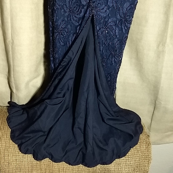 Navy Gown - Picture 6 of 9